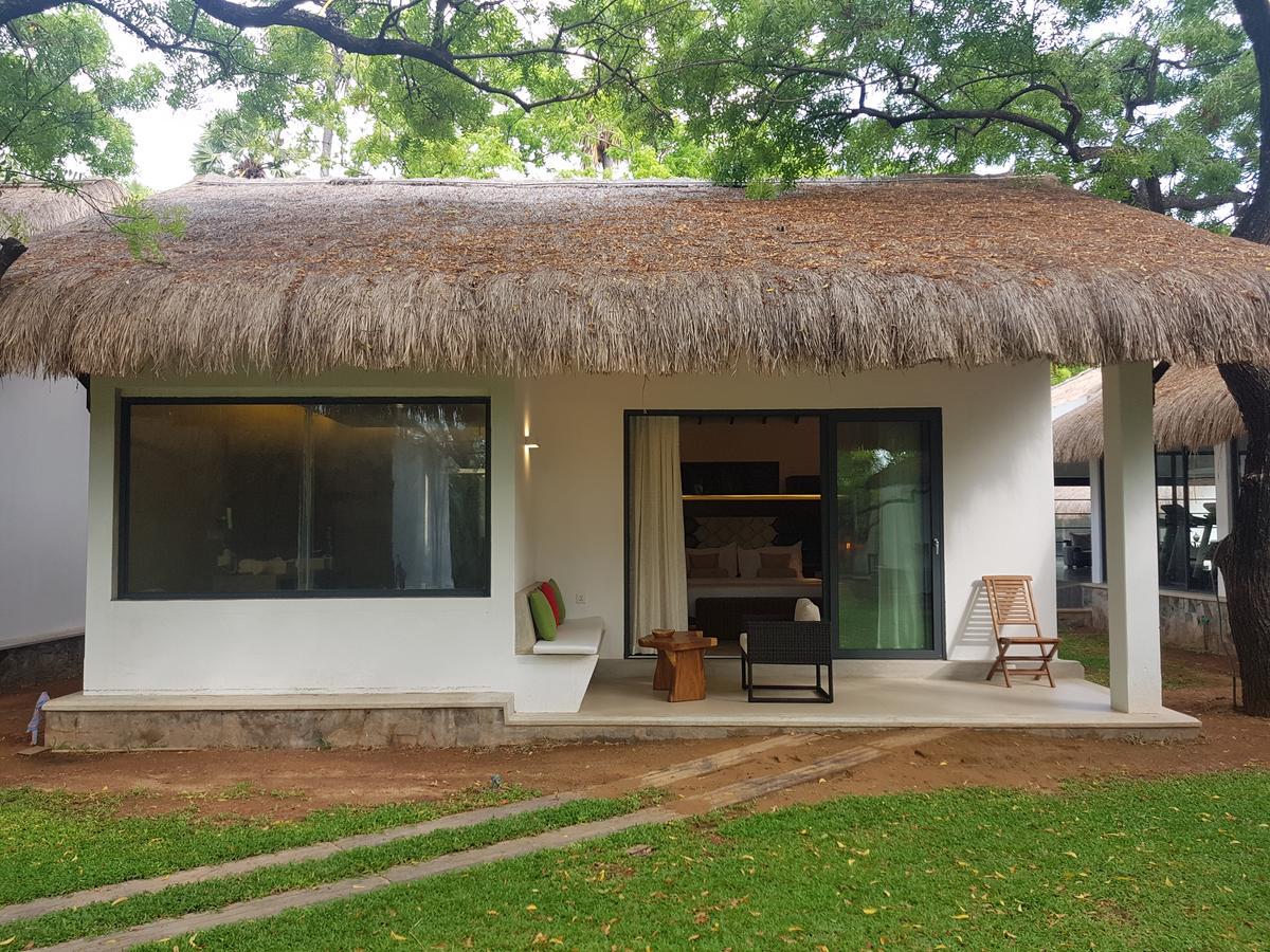 Hotel Margosa Bay Trincomalee Exterior foto